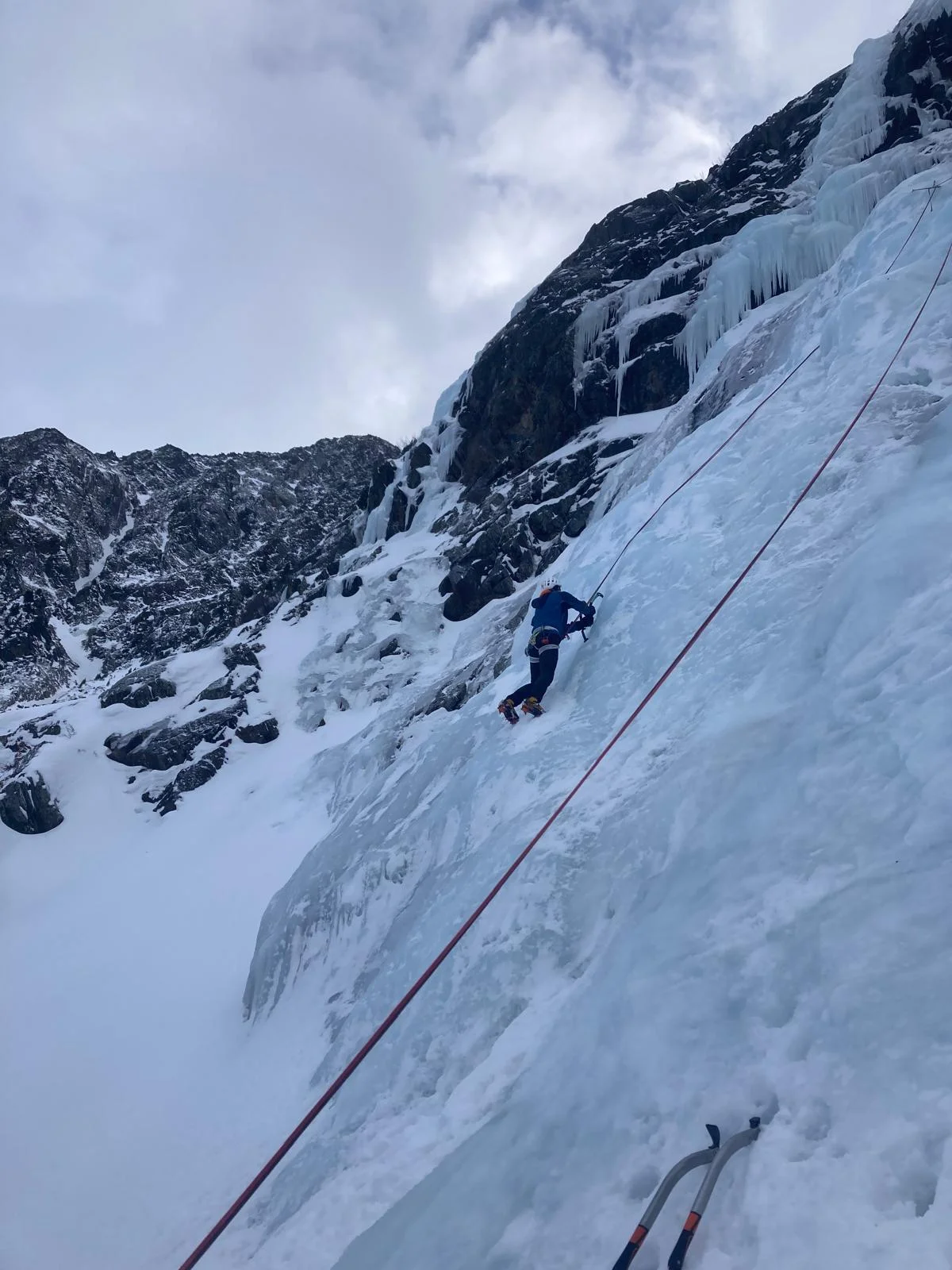 Individual Ice Climbing Course in the Stubai Valley: Roped ascent of a snow-covered ice slope.